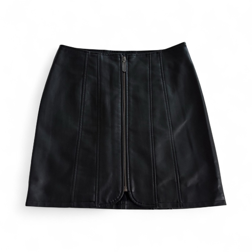 Free People Black Faux Calf Leather Mini Skirt with Bronze Zipper, Sz 0